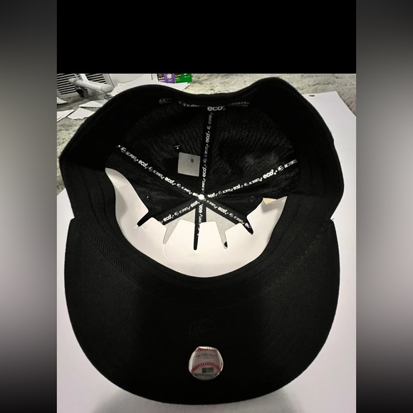New OC Sports Chicago White Sox Team MLB Baseball Black Eco3 Fitted Cap Hat M/L - Picture 3 of 5